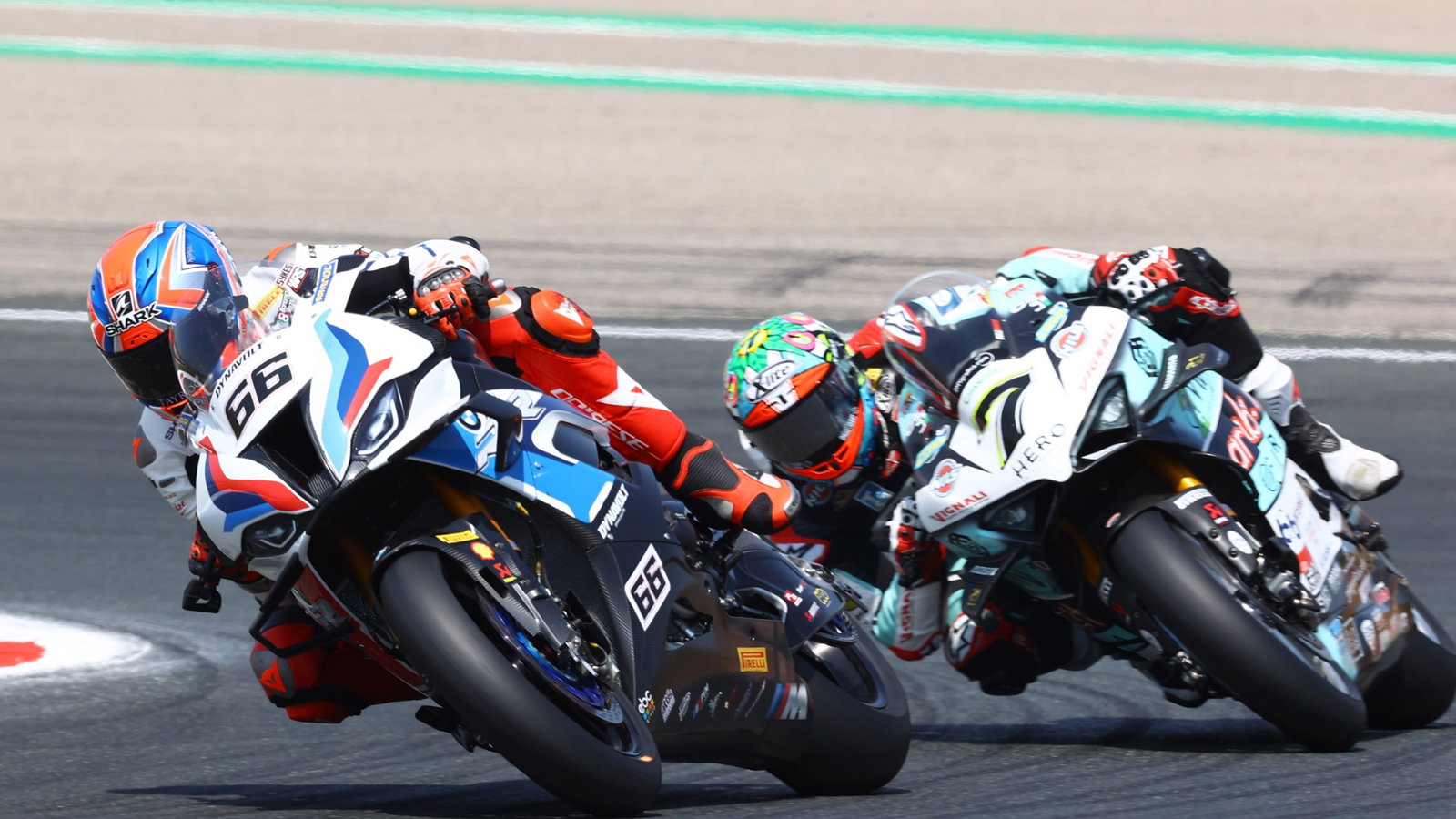 Tom Sykes and Chaz Davies, Navarra WorldSBK Race1, 21 August 2021